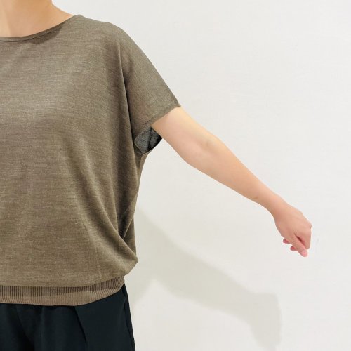 フレンチ袖シルクニット