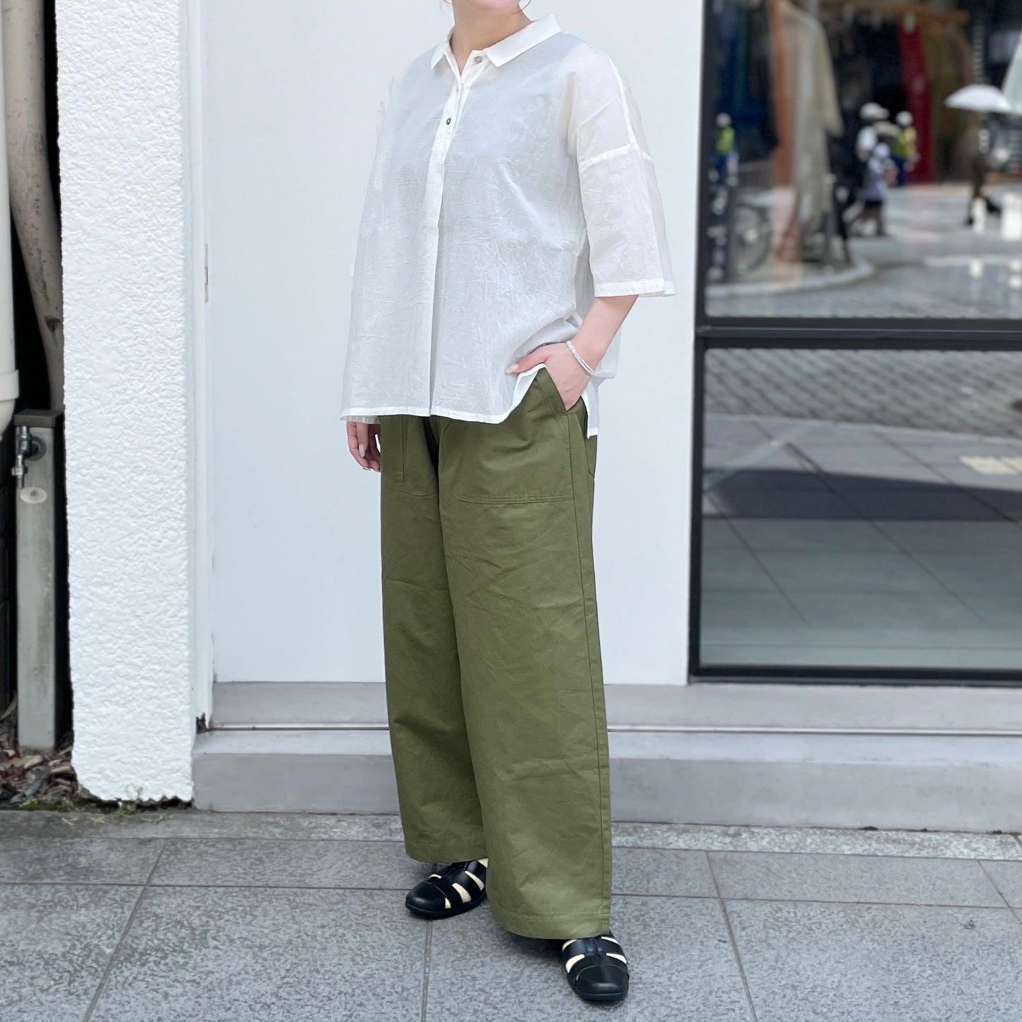 コットンリネンカルゼクロップドパンツ