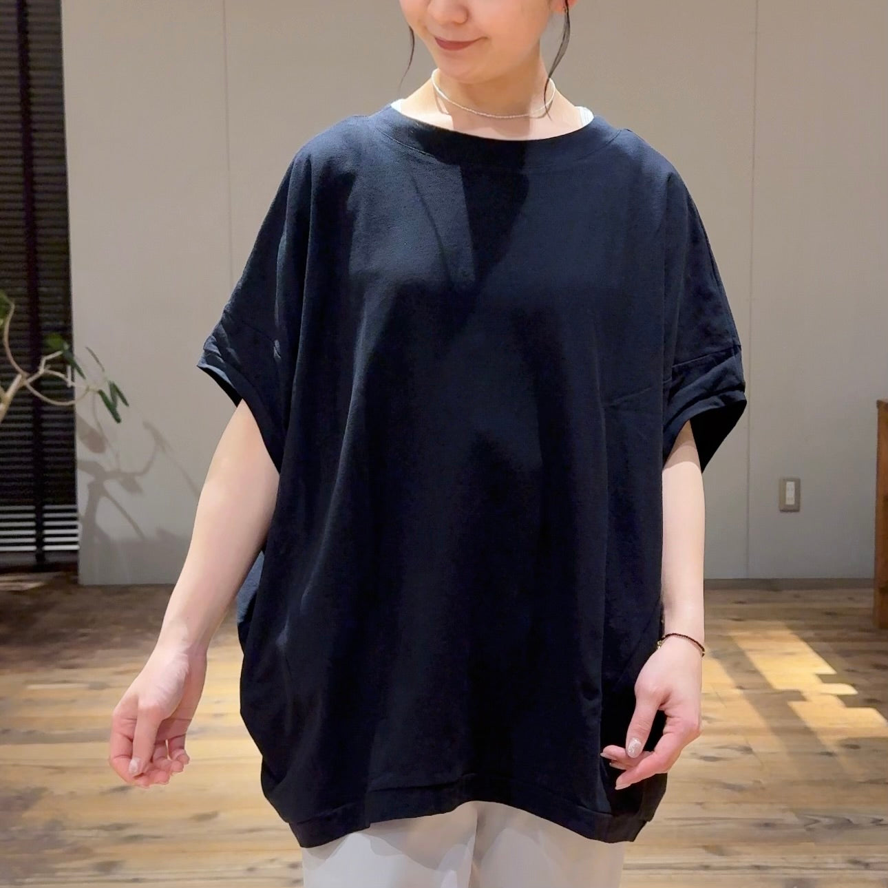 コクーンワイドプルオーバー