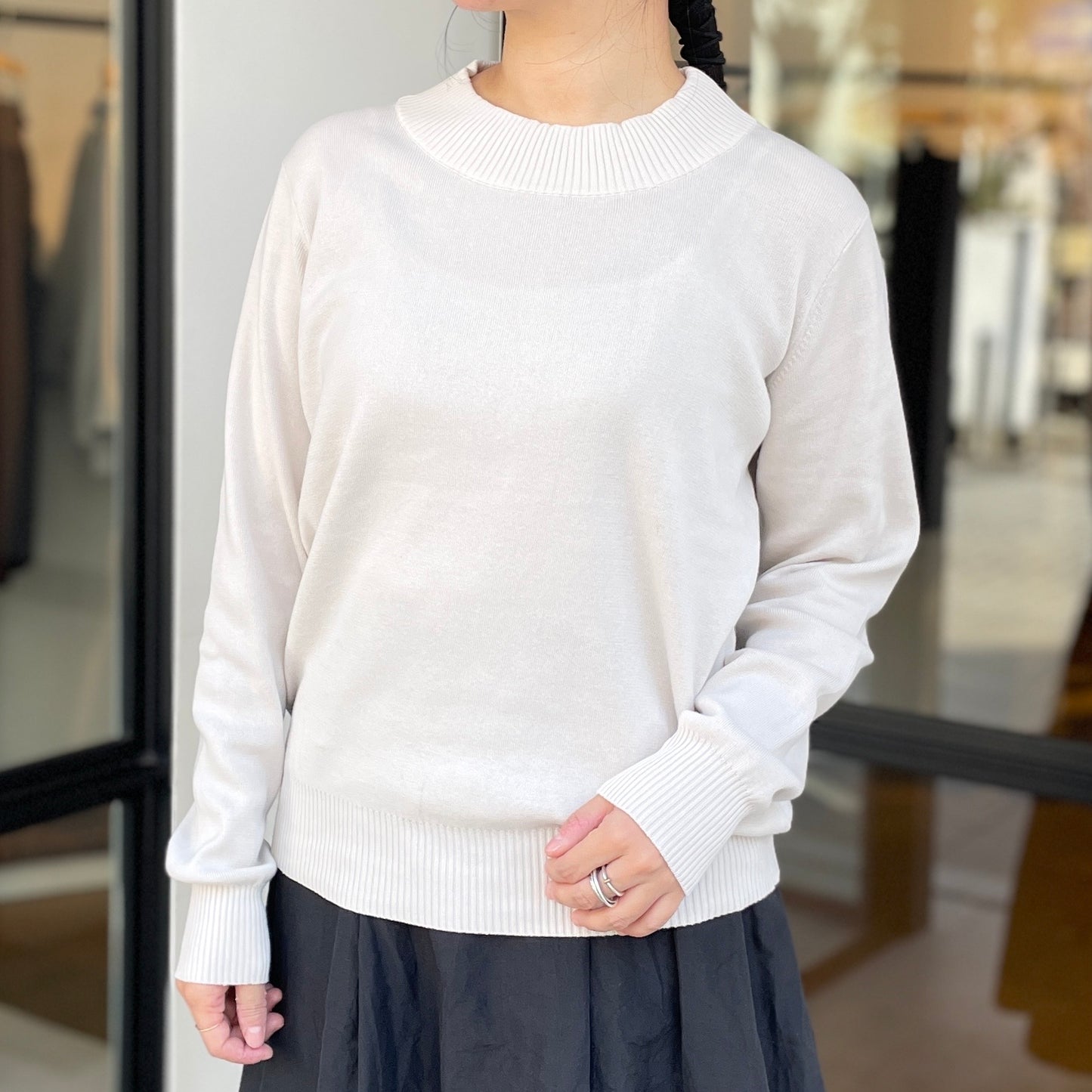 ボトルネックプルオーバー