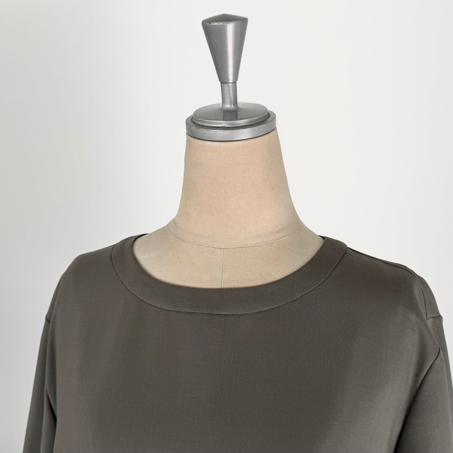 ウォッシャブルウール切り替えワンピース