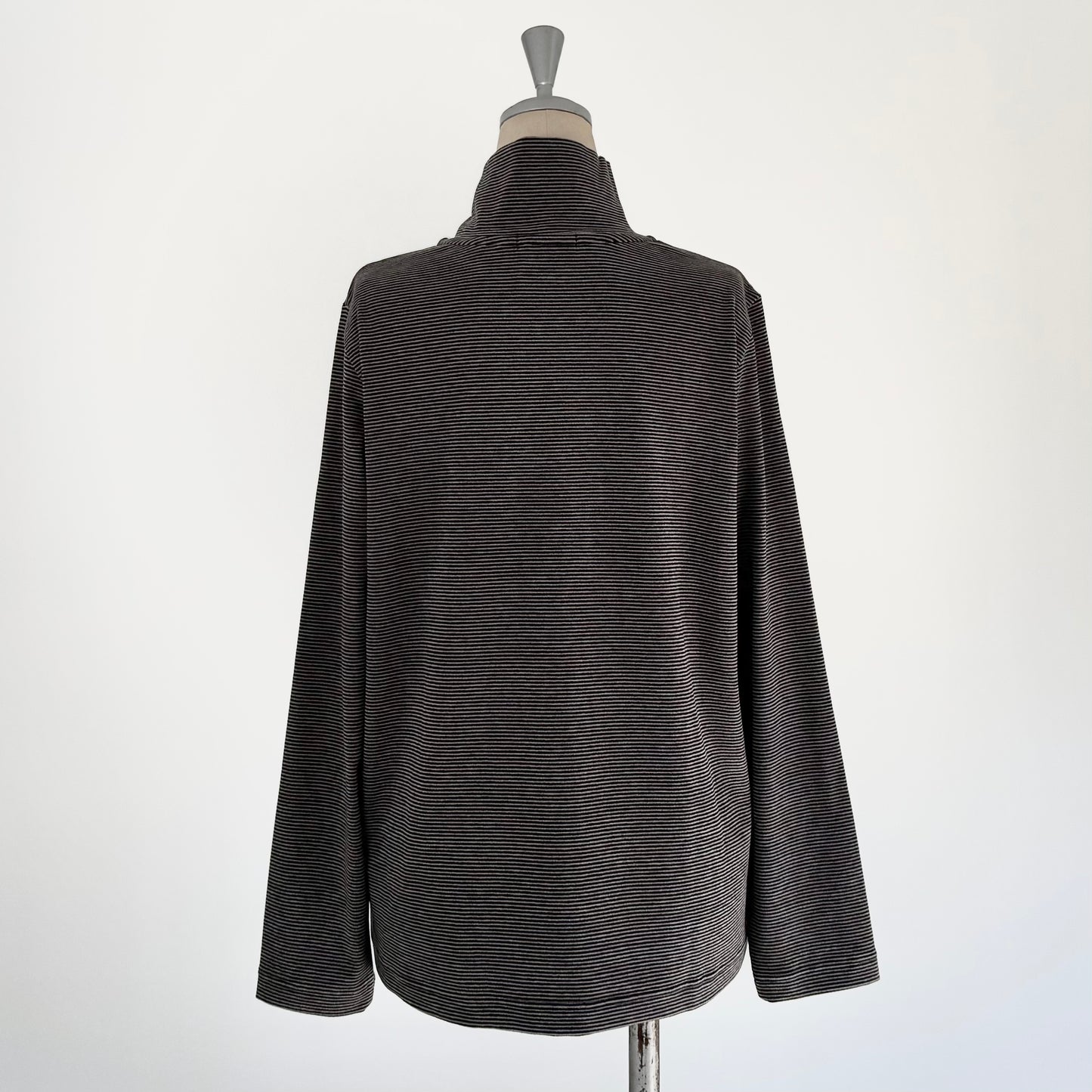 2カラー細ボーダー ハイネックプルオーバー