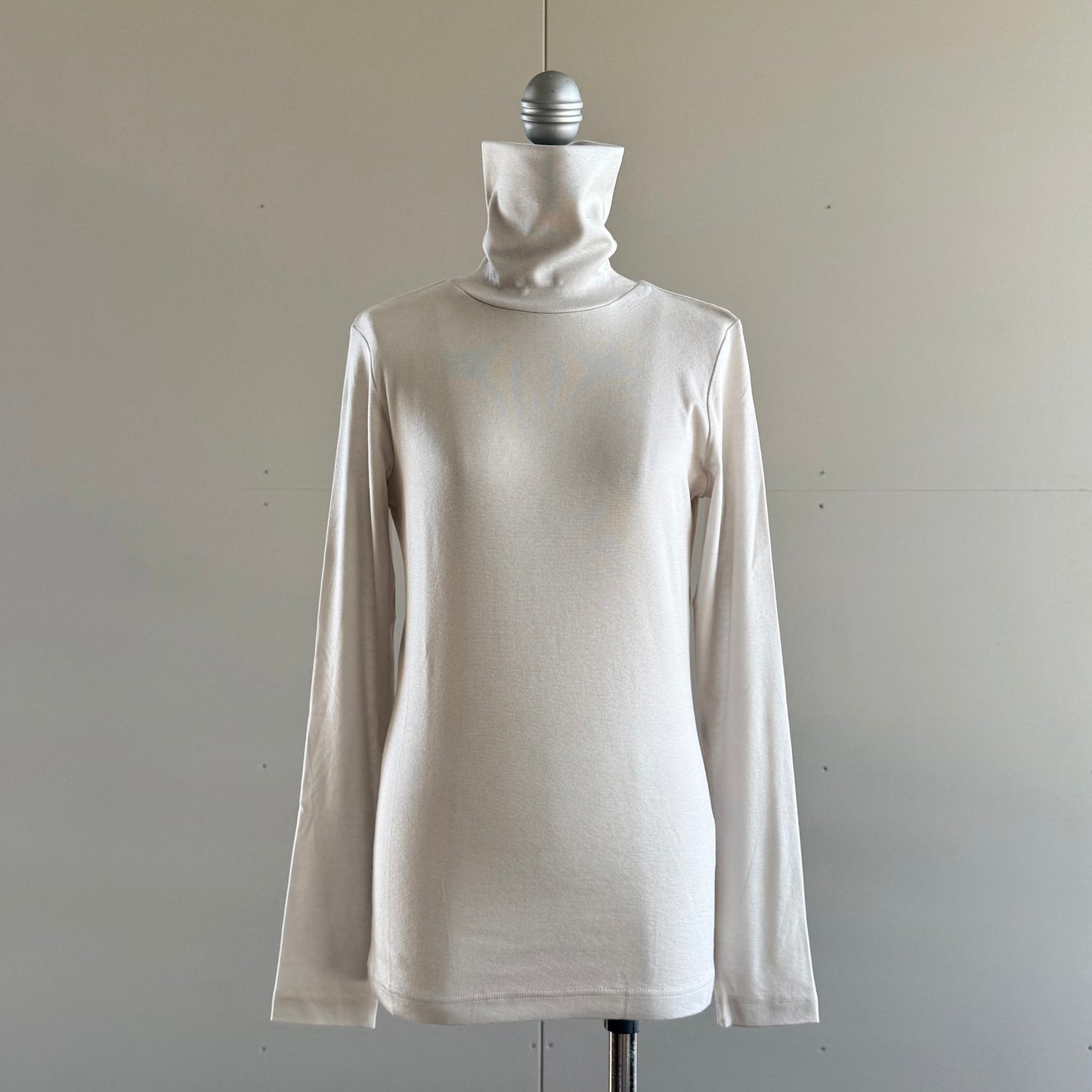 無地タートルインナー