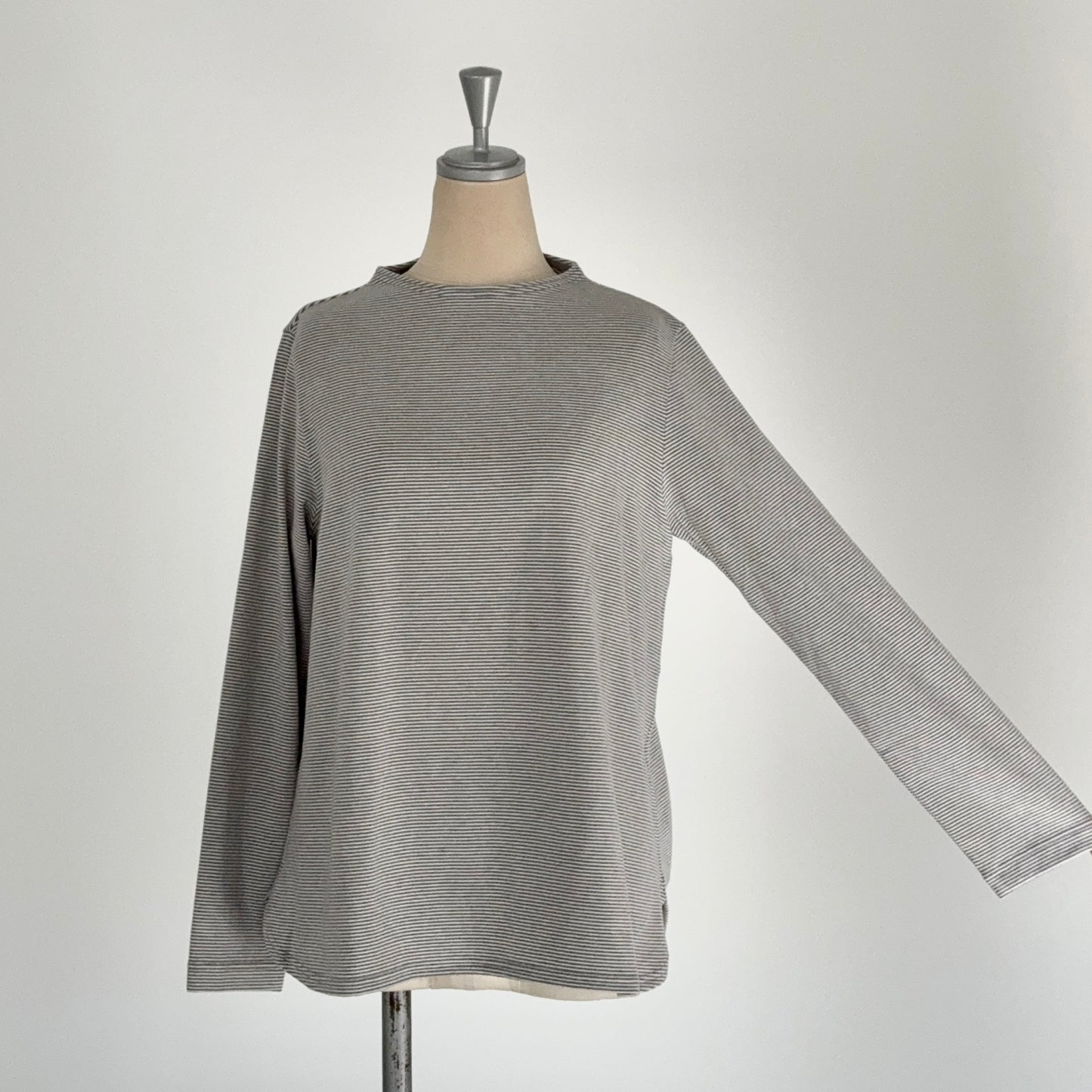 2カラー細ボーダー ボトルネックプルオーバー