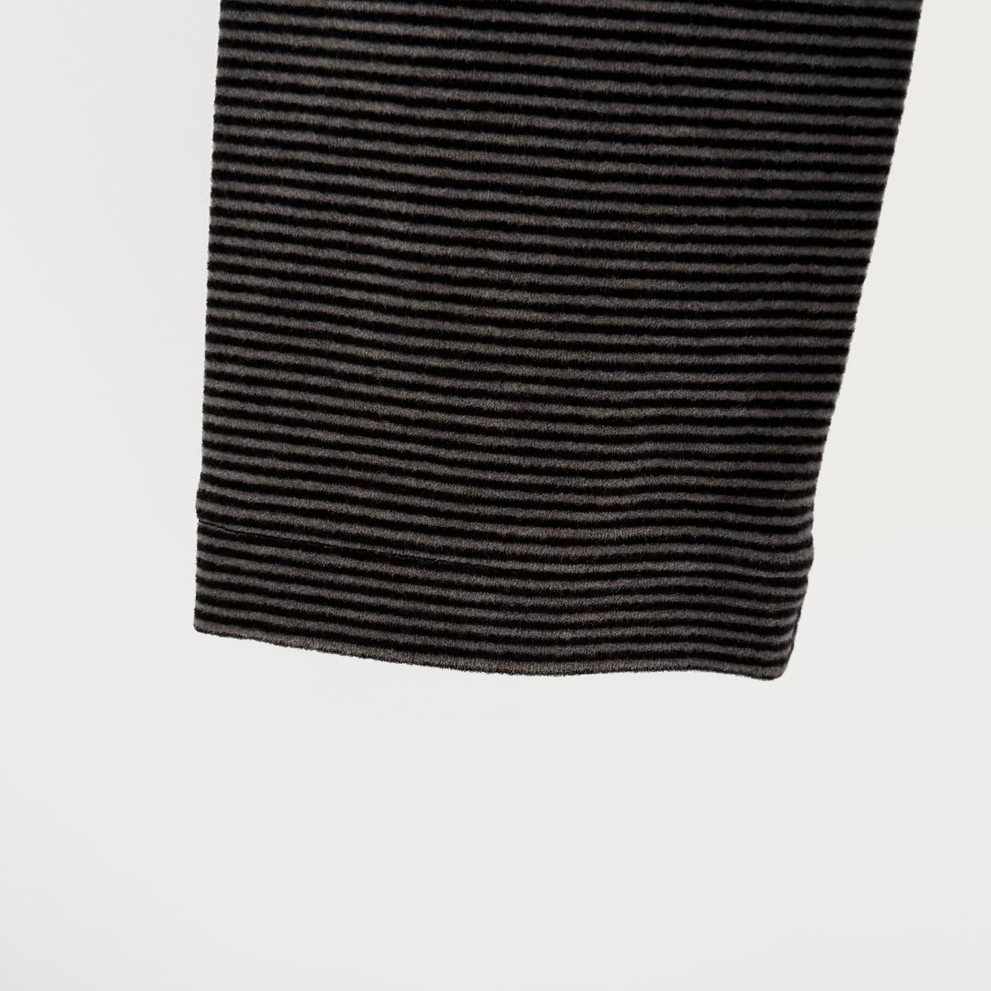 2カラー細ボーダー ハイネックプルオーバー