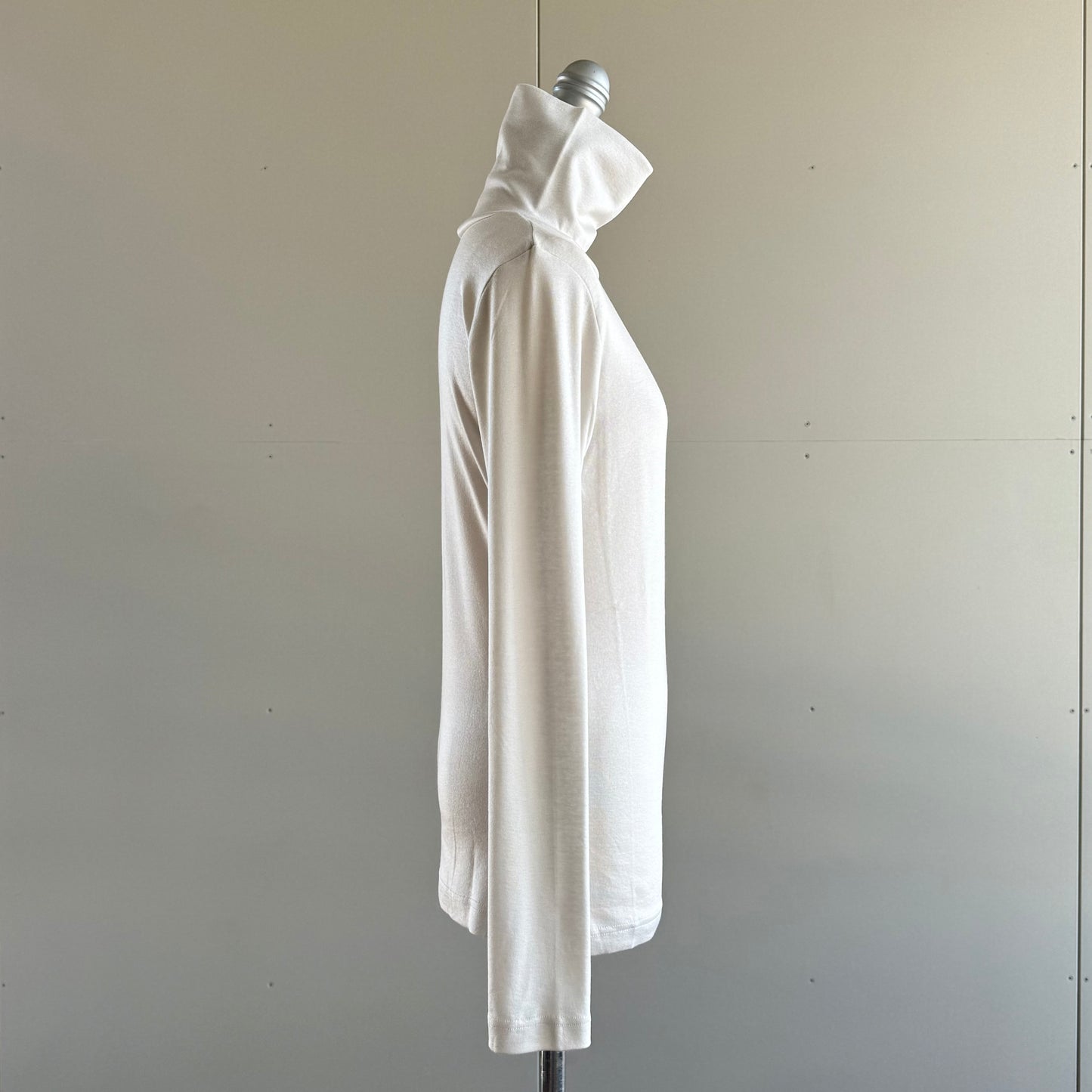 無地タートルインナー