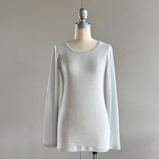 ちょい長ラメ長袖インナー