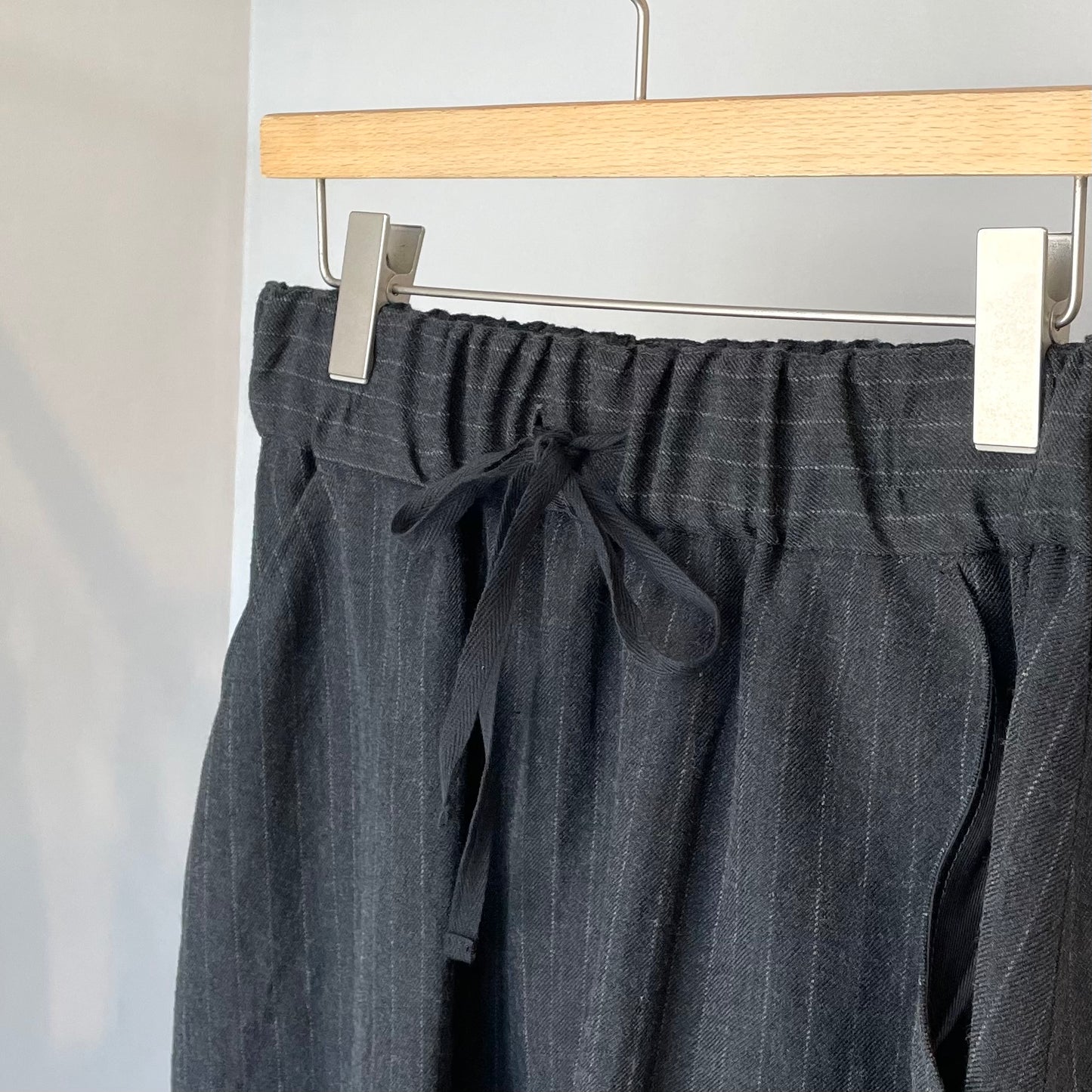 ウールリネンギャバジン イージーコクーンスカート